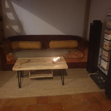 Charmant Appartement Coeur Village Provencal Lambesc Zimmer foto